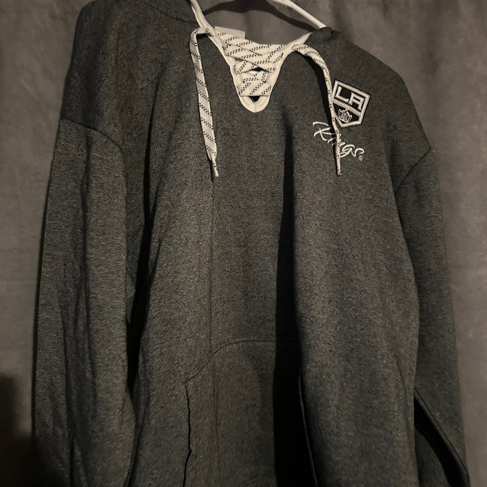 NHL KING SWEATER